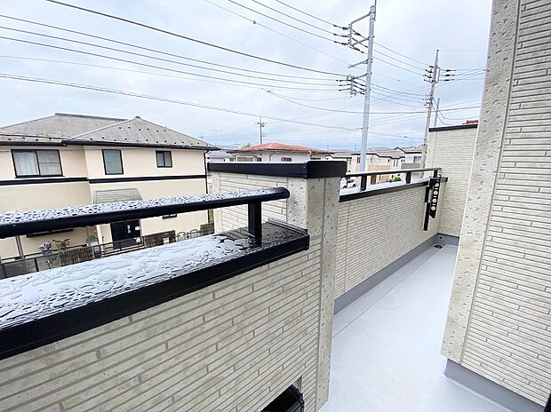 【☆Balcony☆ 】☆休日にご家族揃ってご見学はいかがでしょうか♪実際の現地を見てみると図面などではわからない、新たな発見もありますのでまずはお気軽にお問い合わせください♪