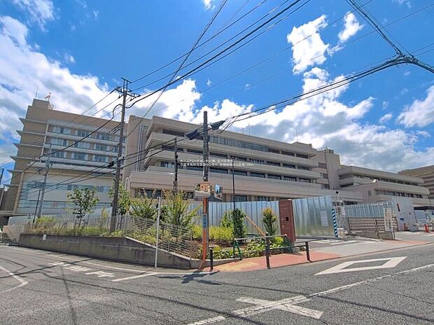 青梅市立青梅総合医療センター(約1,400m)