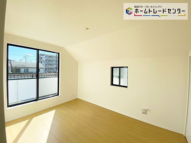 【☆Room☆】うららかな陽射しがどのお部屋にも降り注ぎますように、快適さを追求し尽くした間取り。得難い立地環境での生活を恵みの豊かな永住の地へと変えてくれることでしょう…