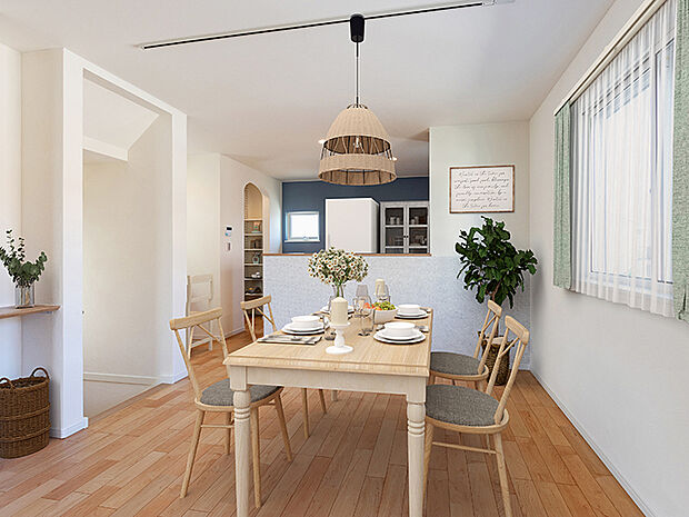 【ダイニング（施工例）】ダイニングは家族がいっしょに過ごす大切な空間です。料理をしながら家族の顔が見えるカウンターキッチンとダイニング、そして天然木のぬくもりに包まれた明るいリビングが続く、家族のやさしい絆が深まります。