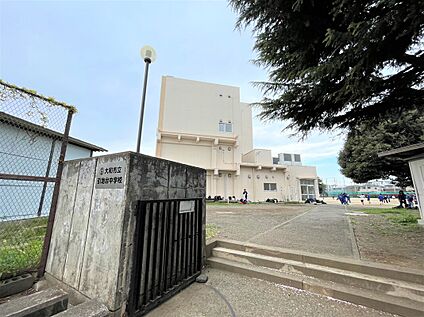 引地台中学校 400ｍ(徒歩5分)