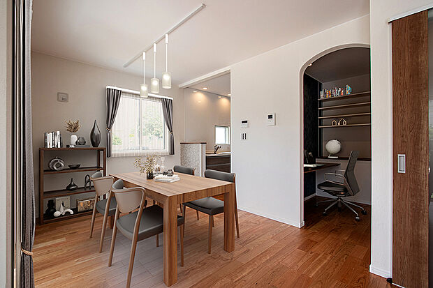 【-】居心地の良いダイニングは、食事の時間を豊かにし、家族や友人との時間をさらに特別なものにします。リビングとダイニングを融合させることで、多彩な生活シーンに対応。ゆとりある寛ぎ空間を生み出します。