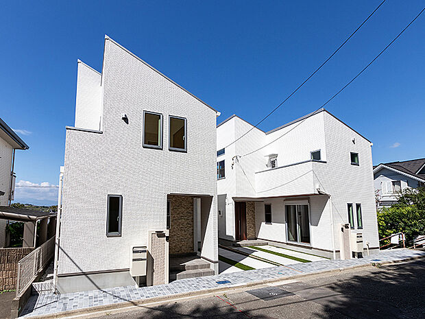 【ブランピュールシリーズ　施工例】TAKIHOUSEではデザインとクオリティを追求した女性目線の自然素材の家をご提案しております。あなたの思い描く家を建ててみませんか。まずは、お気軽にお問い合わせください。写真は施工例です。