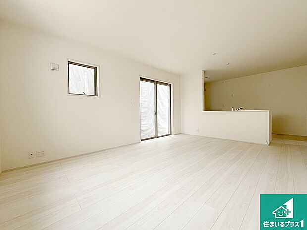 対面キッチンでご家族のコミュニケーションも自然と増える設計！