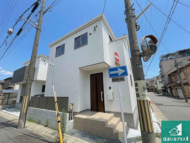 安心の10年保証!外観を美しく保ち、雨水で汚れを落とします!気になることがありましたら、お気軽にお問い合わせください!
