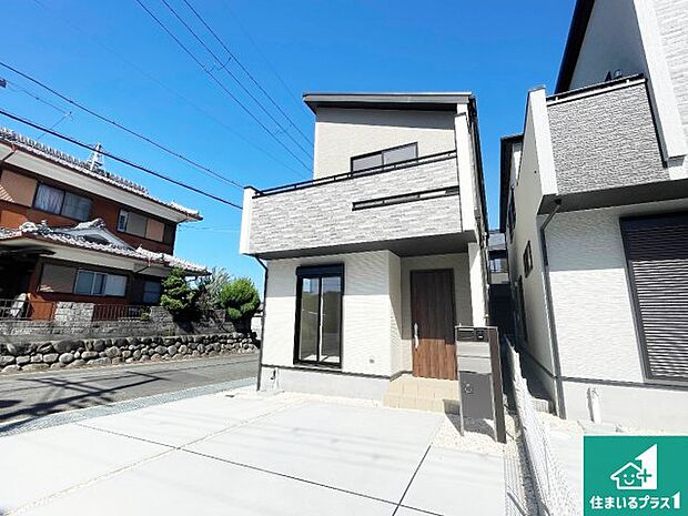 【外観】安心の10年保証！外観を美しく保ち、雨水で汚れを落とします！気になることがありましたら、お気軽にお問い合わせください！