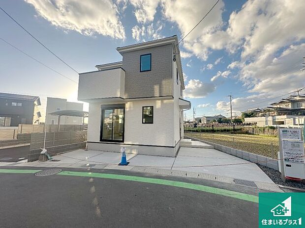 【外観】安心の10年保証！外観を美しく保ち、雨水で汚れを落とします！気になることがありましたら、お気軽にお問い合わせください！