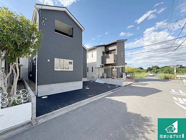 【外観】安心の10年保証！外観を美しく保ち、雨水で汚れを落とします！気になることがありましたら、お気軽にお問い合わせください！