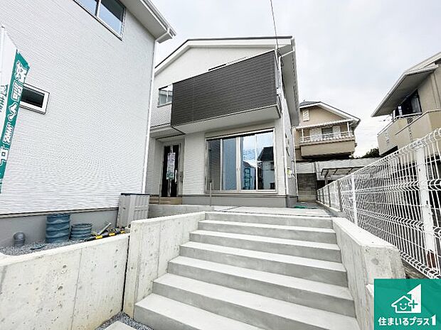 【外観】安心の10年保証！外観を美しく保ち、雨水で汚れを落とします！気になることがありましたら、お気軽にお問い合わせください！