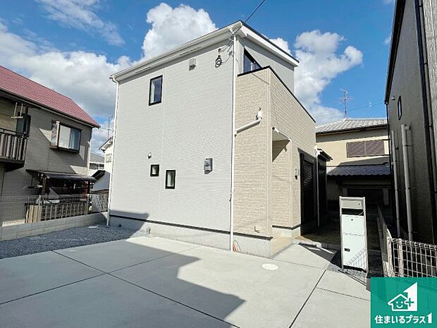 【外観】安心の10年保証！外観を美しく保ち、雨水で汚れを落とします！気になることがありましたら、お気軽にお問い合わせください！