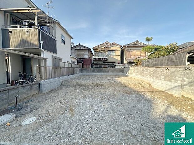 【外観】現在建築中！落ち着いた街並みで新生活を始めることが出来そう！周辺の物件も併せてご紹介させて頂きます！
