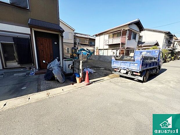 【外観】現在建築中!落ち着いた街並みで新生活を始めることが出来そう!周辺の物件も併せてご紹介させて頂きます!