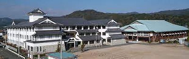 南丹市立園部中学校