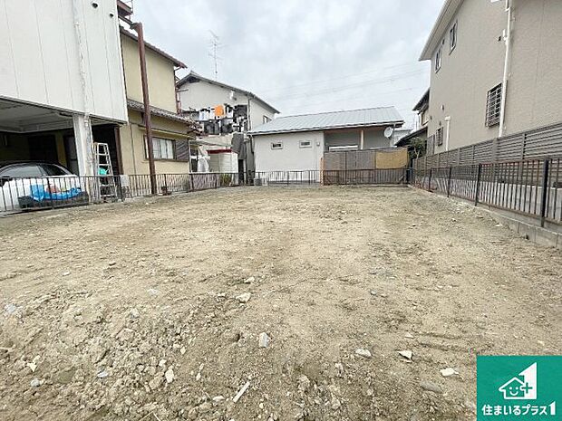 【外観】現在建築中!落ち着いた街並みで新生活を始めることが出来そう!周辺の物件も併せてご紹介させて頂きます!