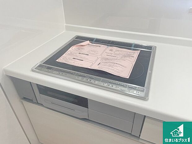 【コンロ】3口あるので、まとめて料理をする時も大活躍!