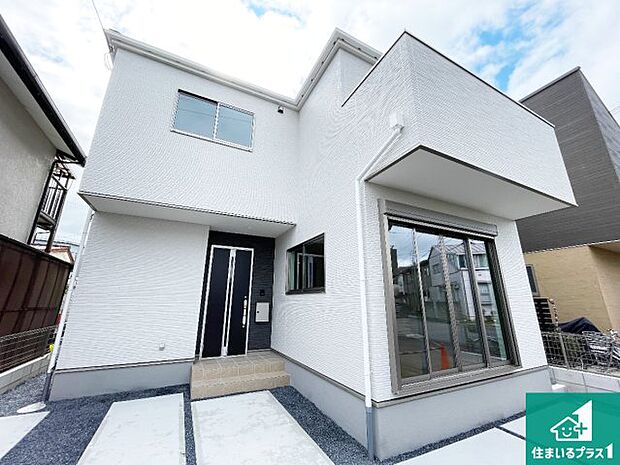 【外観】安心の10年保証!外観を美しく保ち、雨水で汚れを落とします!気になることがありましたら、お気軽にお問い合わせください!