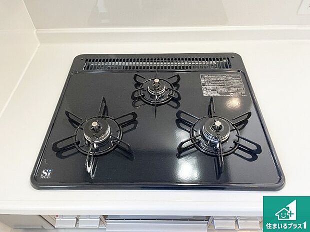 【コンロ】ダブル高火力Siセンサー付きコンロ!3口あるので、まとめて料理をする時も大活躍!