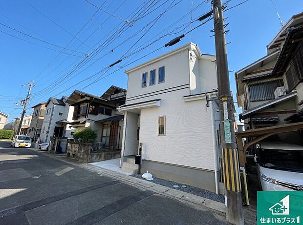【外観】流行に左右されないシンプルな外観!