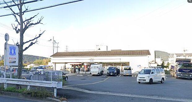 ローソン 山科大宅神納町店