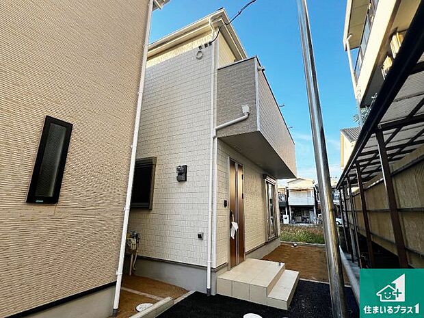 安心の10年保証！外観を美しく保ち、雨水で汚れを落とします！気になることがありましたら、お気軽にお問い合わせください！