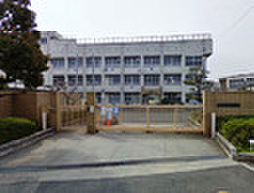 堺市立深井西小学校（約697m）