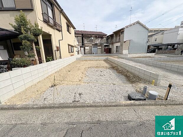 【外観】周辺は落ち着いた街並みの住宅地!子育てがしやすい住環境です!まだ未完成ですが、現地でしかわからない事もございます。是非一度ご覧ください。