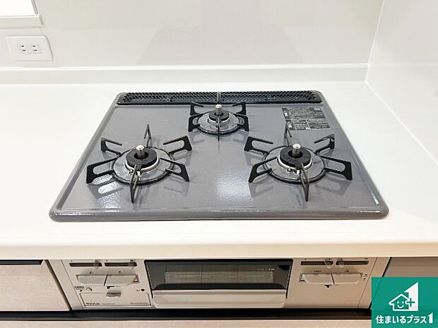 【コンロ】ダブル高火力Siセンサー付きコンロ!3口あるので、まとめて料理をする時も大活躍!