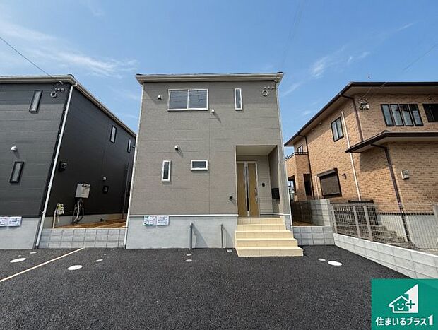 【外観】安心の10年保証!外観を美しく保ち、雨水で汚れを落とします!気になることがありましたら、お気軽にお問い合わせください!
