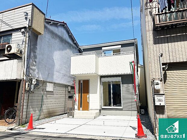 【外観】安心の10年保証！外観を美しく保ち、雨水で汚れを落とします！気になることがありましたら、お気軽にお問い合わせください！