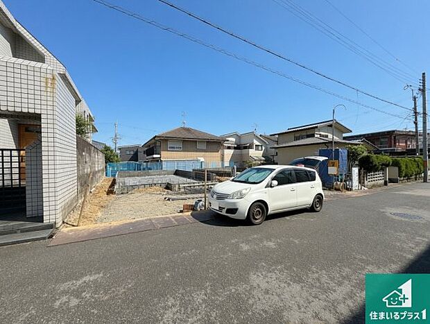 【外観】現在建築中！落ち着いた街並みで新生活を始めることが出来そう！周辺の物件も併せてご紹介させて頂きます！