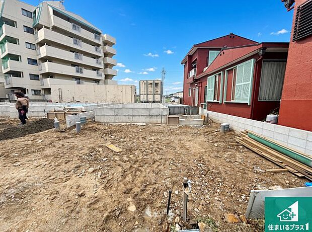 【外観】現在建築中!落ち着いた街並みで新生活を始めることが出来そう!周辺の物件も併せてご紹介させて頂きます!