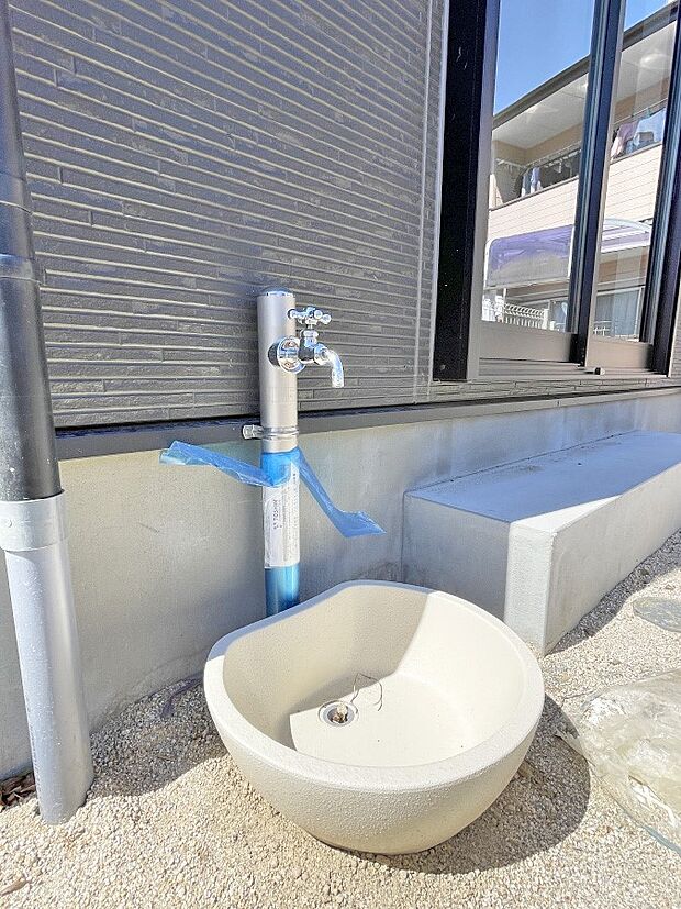 【その他現地】外水栓があると、ちょっとした手洗い・洗車に便利です！