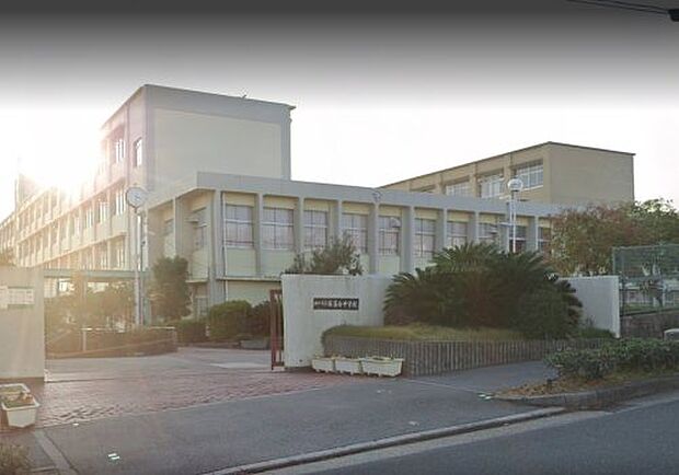 神戸市立西落合中学校