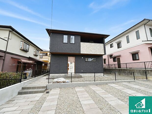 【外観】安心の10年保証！外観を美しく保ち、雨水で汚れを落とします！気になることがありましたら、お気軽にお問い合わせください！