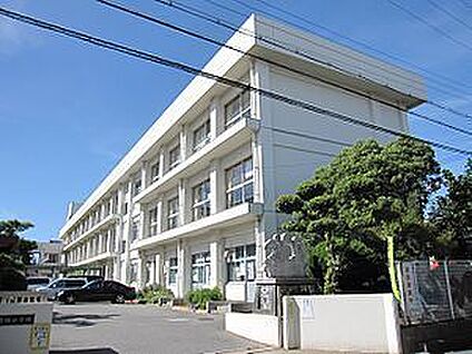 明石市立貴崎小学校 徒歩750m