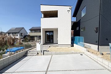 【AVANTIA　アバンティア】大府市　半月町 外観