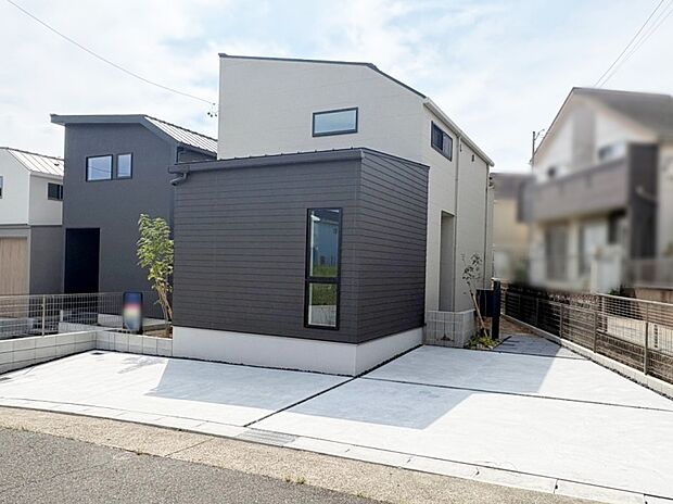 ■Photo/1号地外観■
当日のご案内も承っております!まずは見るだけ・サクッと10分見学も大歓迎です!お気軽にお問い合わせください♪