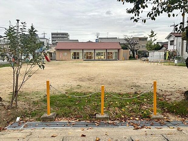 ことぶき公園（約70m）