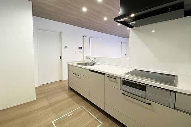 ◆2号地内観◆
家族の顔を見ながら料理ができます♪