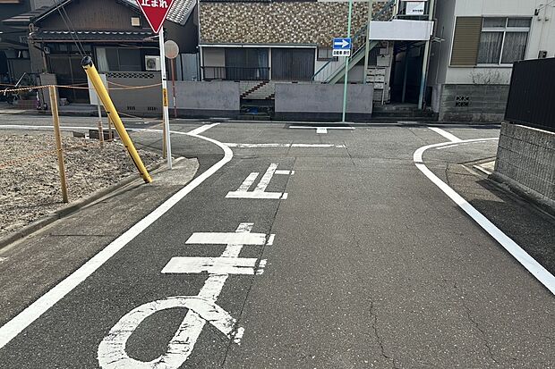 【西側 前面道路】西側前面道路6.0m