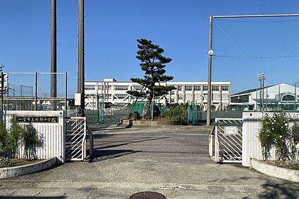 南部中学校 2570ｍ～2580ｍ(徒歩33分)