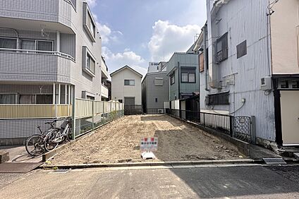 現地