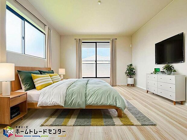 南向きの主寝室は採光も明るく風通し共に良好です。ダブルベッドのサイズのベッドを配置しても十分な広さを確保できる寝室です♪※こちらはCGなどで画像生成したイメージ画像となります。