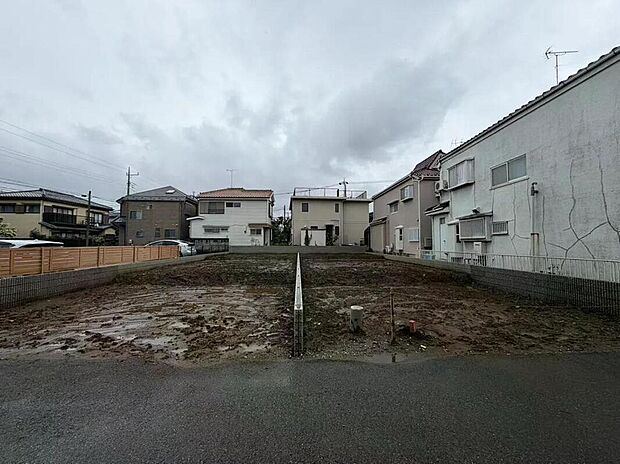 当物件のご案内につきましては、営業スタッフが丁寧に御対応します♪休日、お仕事帰りなど、ご都合に合わせていつでもご案内いたします♪周辺環境と併せて、実際に現地をご確認ください♪