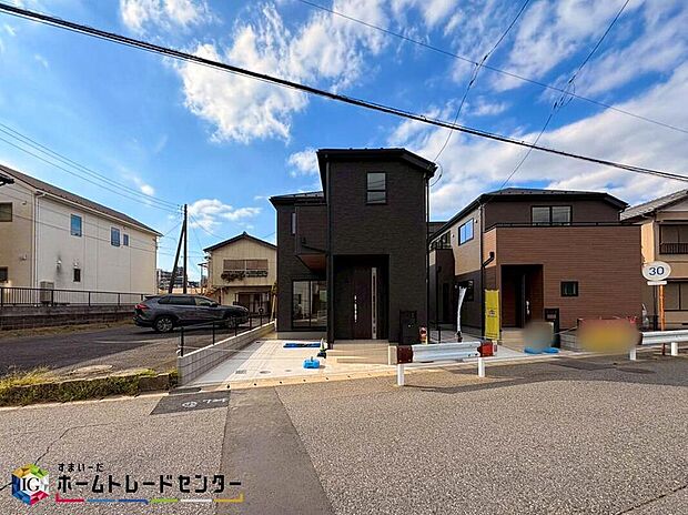 【現地外観写真】【ホームトレードセンター株式会社】
お仕事帰りなどお客様のご都合に合わせて、営業スタッフが誠心誠意真心込めて御対応します♪お気軽にお問い合わせください♪