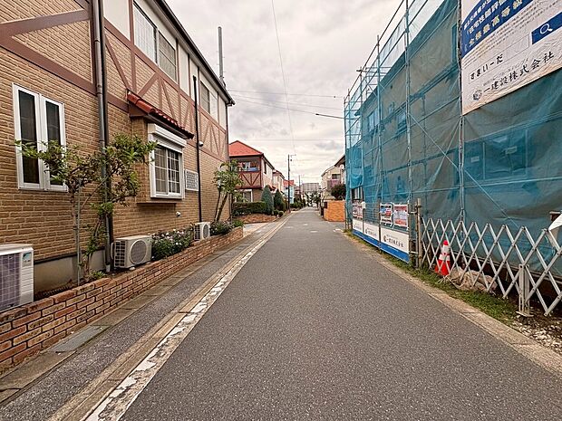 【現地外観写真】【ホームトレードセンター株式会社】
お仕事帰りなどお客様のご都合に合わせて、営業スタッフが誠心誠意真心込めて御対応します♪