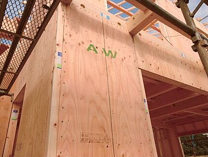 「オリジナル耐力壁パネル」で特許を取得