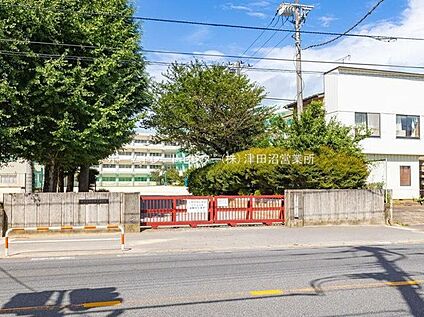 鎌ケ谷市立第二中学校 510ｍ(徒歩7分)