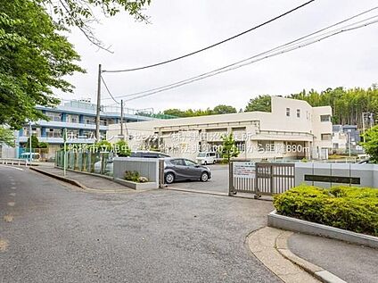 船橋市立旭中学校 880ｍ(徒歩11分)