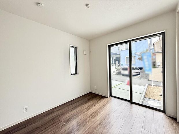 ■落ち着いた色合いのお部屋で穏やかな時間を楽しめます